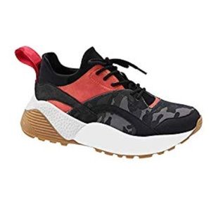 Gray Camo Dad Trainer Sneakers